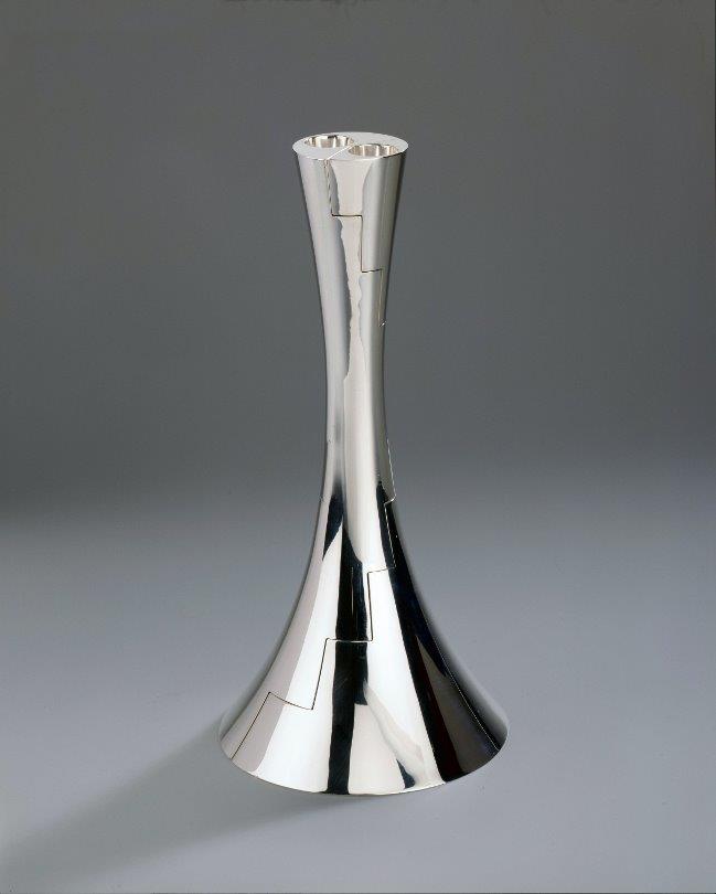 Pair of sterling silver candlesticks Sinus V, designed and executed by silversmith Wouter van Baalen, Schoonhoven 2002