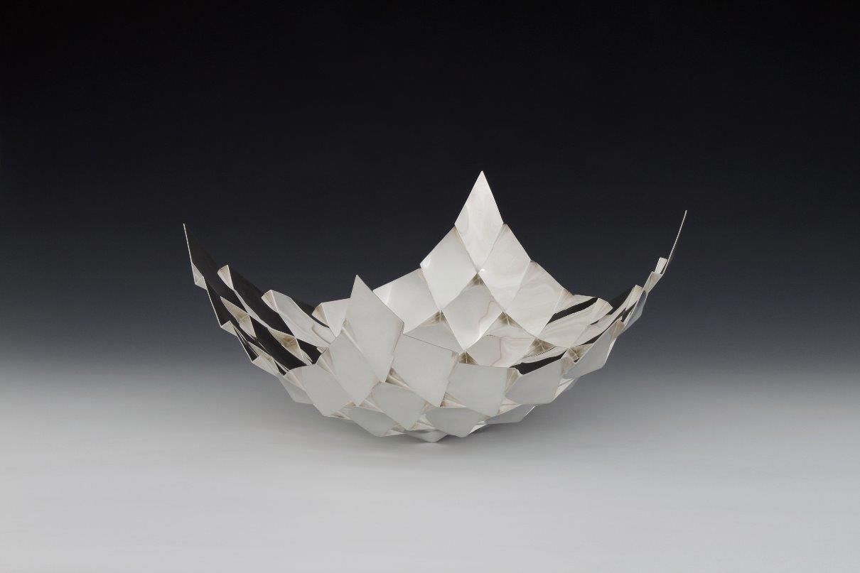 Sterling silver bowl Seven to the Second, designed and executed by silversmith Wouter van Baalen, Amsterdam 2007
